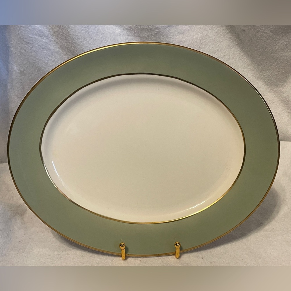 Taylor Smith Taylor 13" Oval Serving Platter Classic Heritage Celadon Green